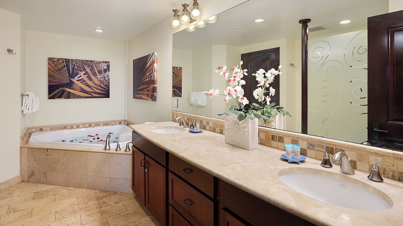 Photo of Bathroom in Wailua