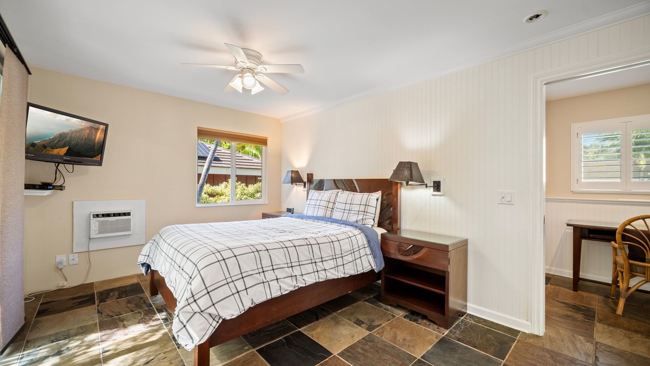 Photo of Bedroom in Poipu