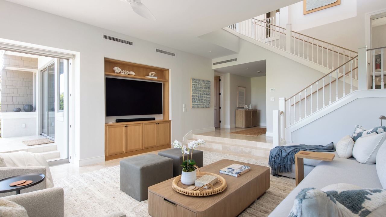 Photo of Livingroom in Kaupulehu