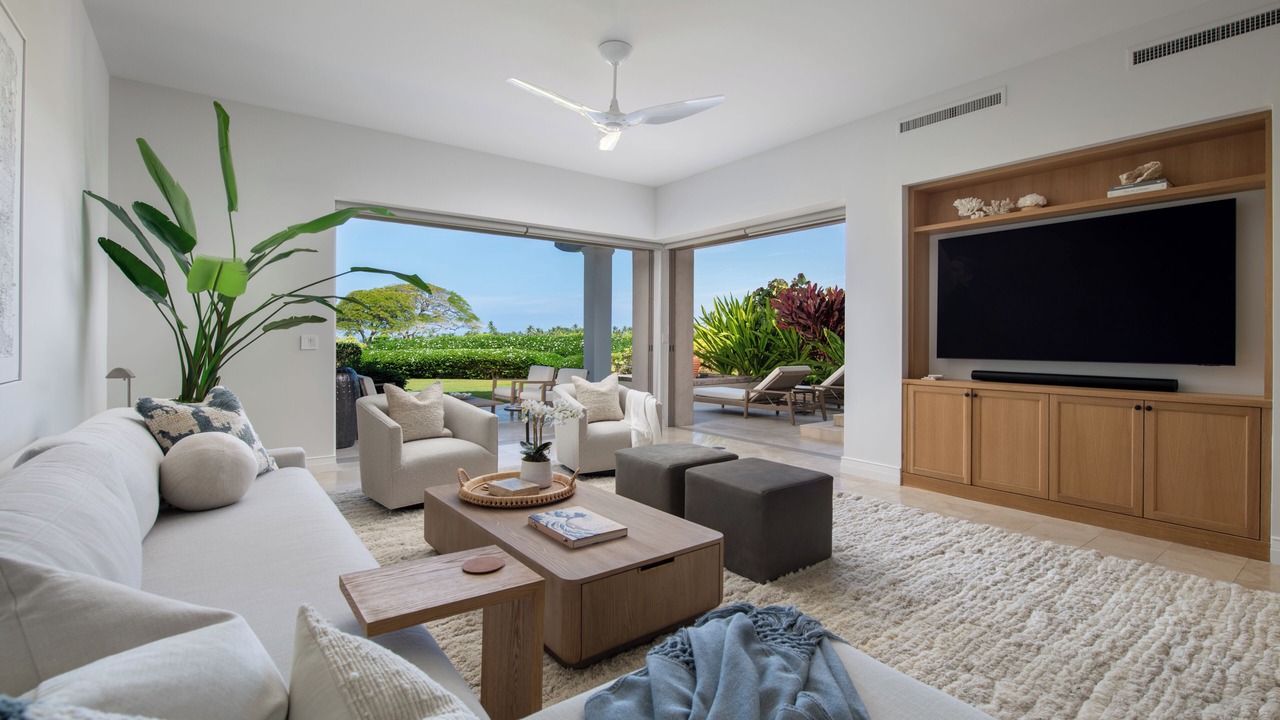 Photo of Livingroom in Kaupulehu