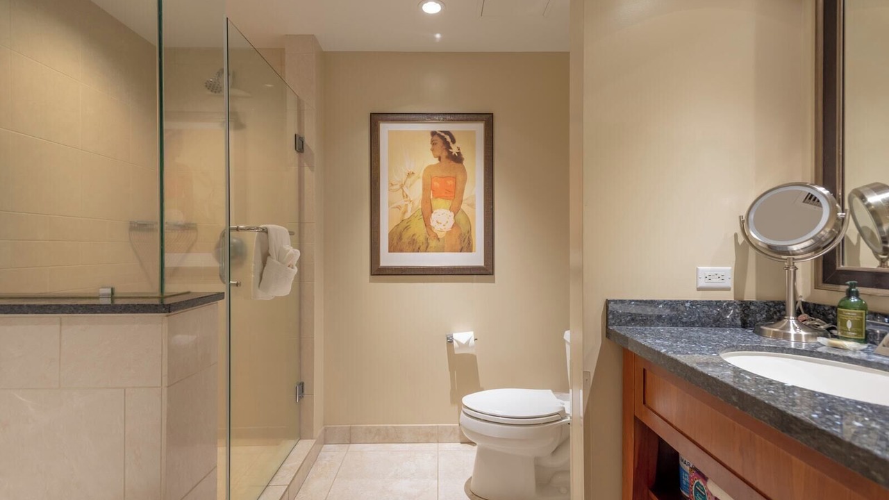 Photo of Bathroom in Kaanapali