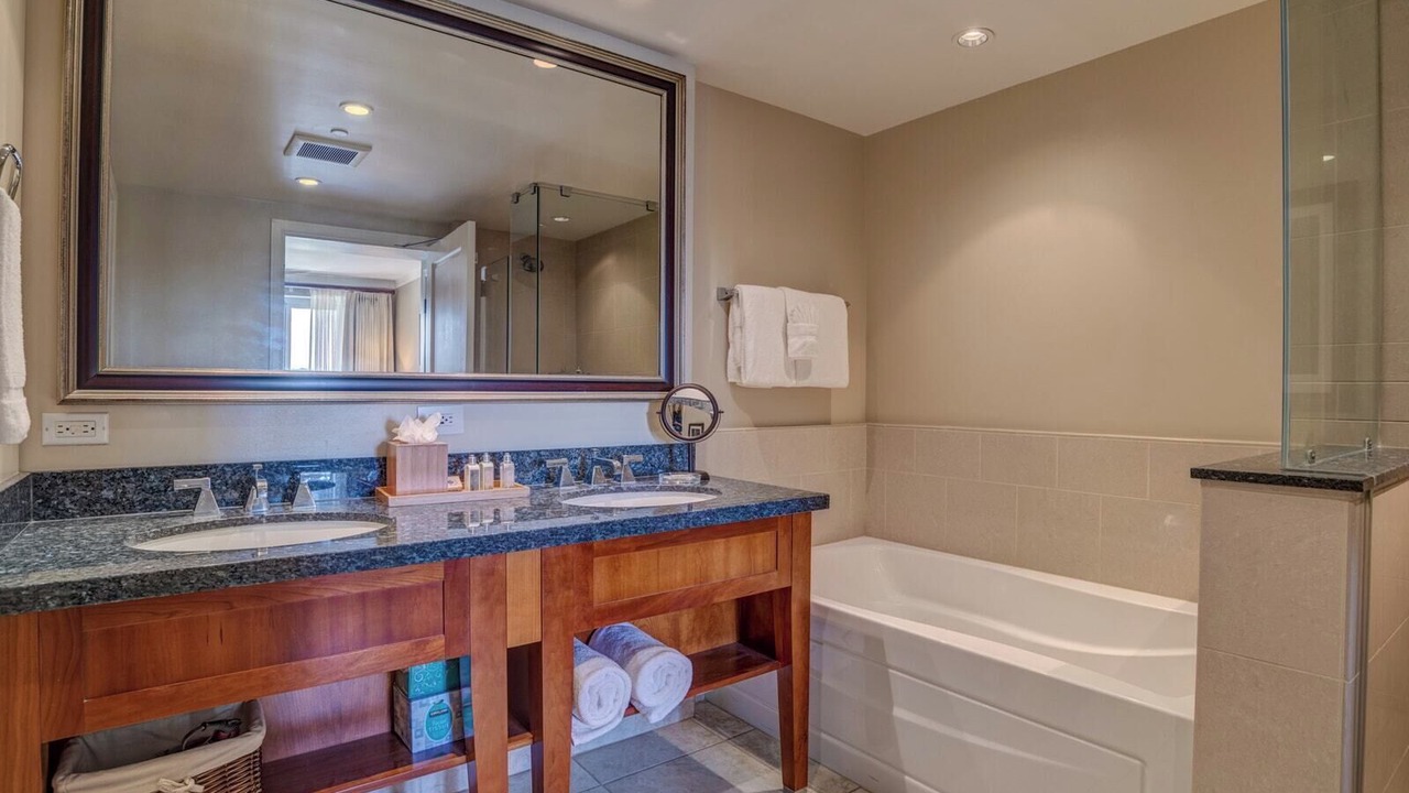 Photo of Bathroom in Honokowai