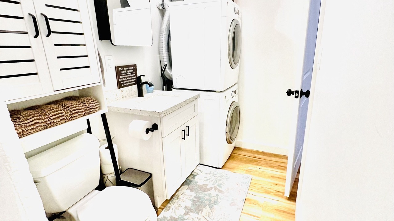 Photo of Bathroom in Laie
