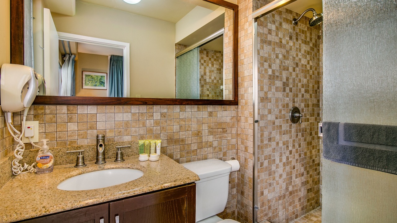 Photo of Bathroom in Waikiki