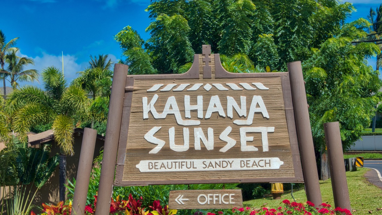 Photo of Others in Kahana