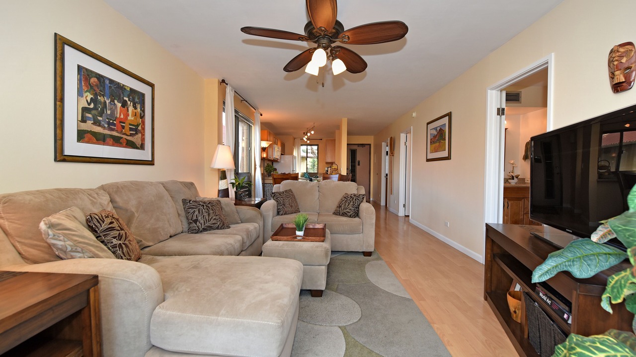 Photo of Livingroom in Kahana