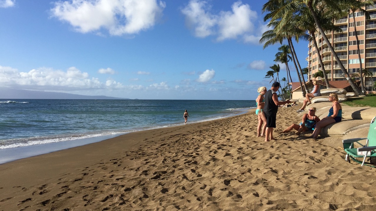 Photo of Others in Kahana