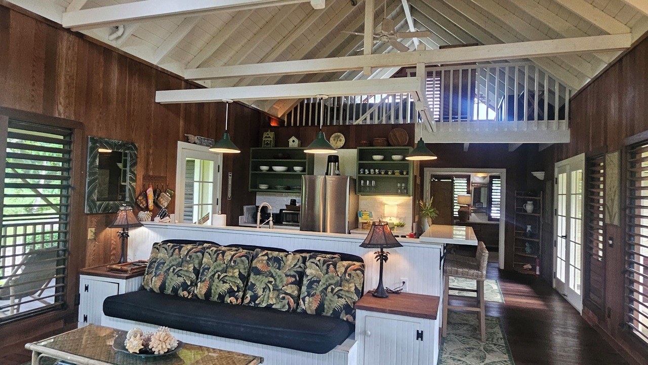 Photo of Livingroom in Kilauea