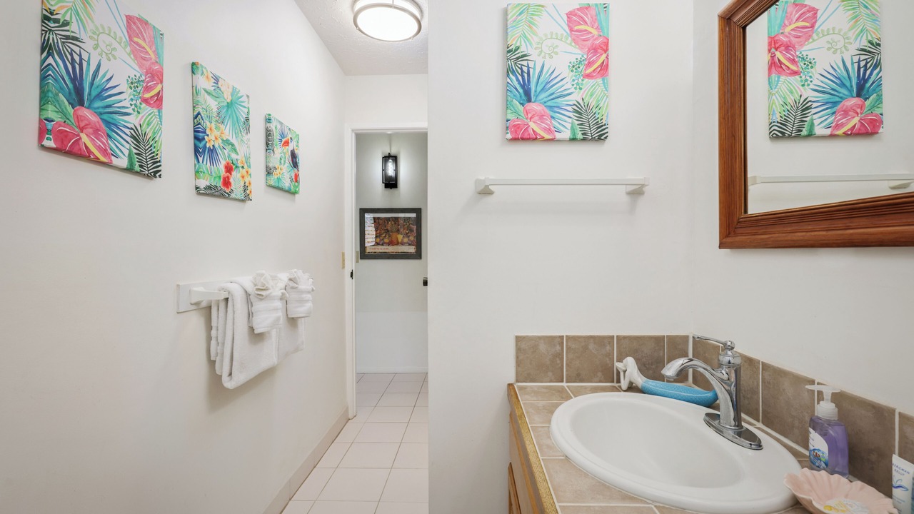 Photo of Bathroom in Kahaluu-Keauhou