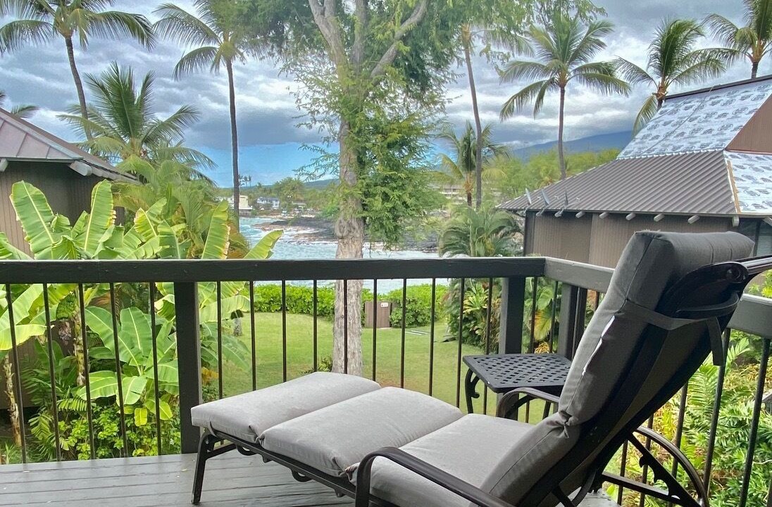 Photo of Others in Kahaluu Bay