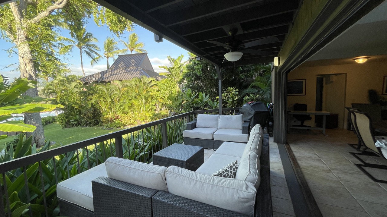 Photo of Outdoor in Kahaluu Bay
