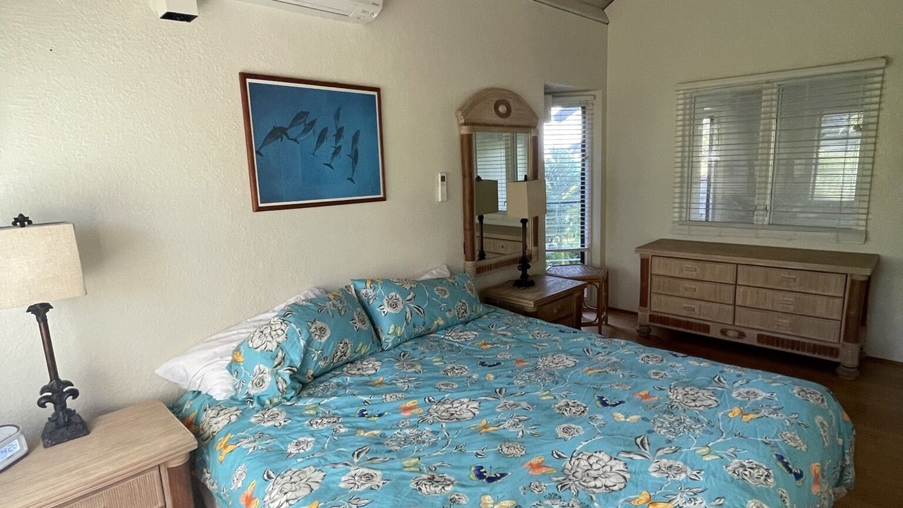 Photo of Bathroom in Kahaluu Bay