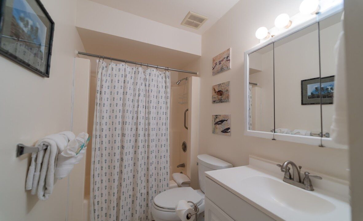 Photo of Bathroom in Kahuku