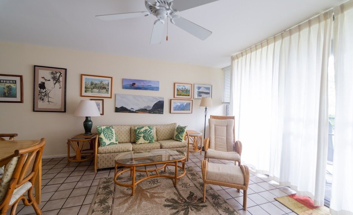 Photo of Livingroom in Kahuku