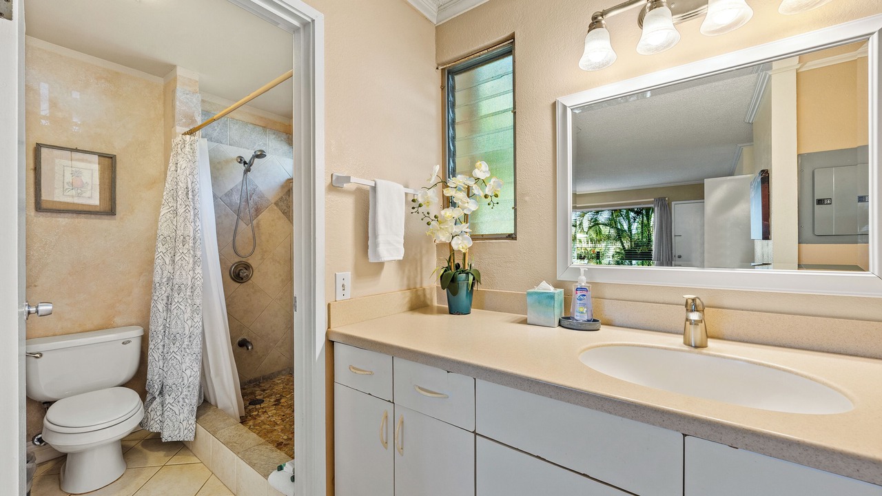 Photo of Bathroom in Princeville