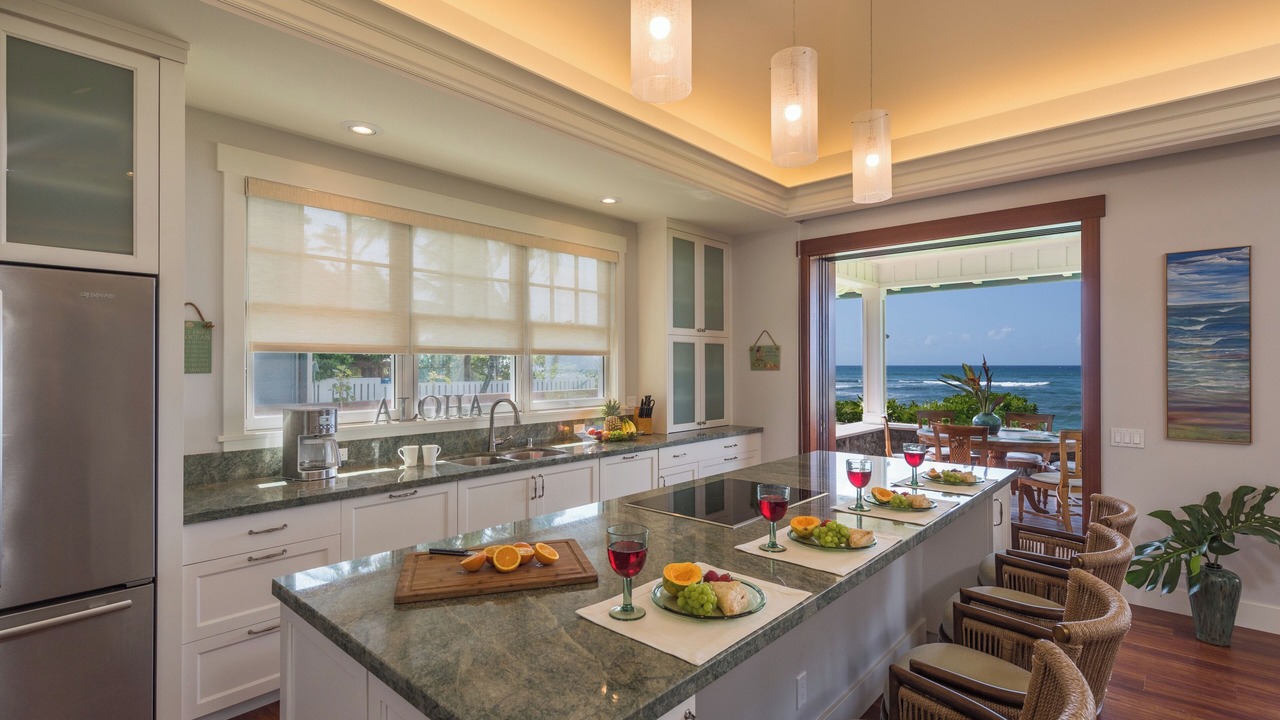 Photo of Kitchen in Mokuleia
