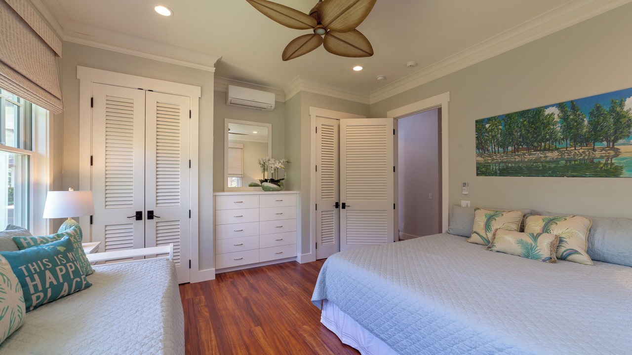 Photo of Bedroom in Mokuleia