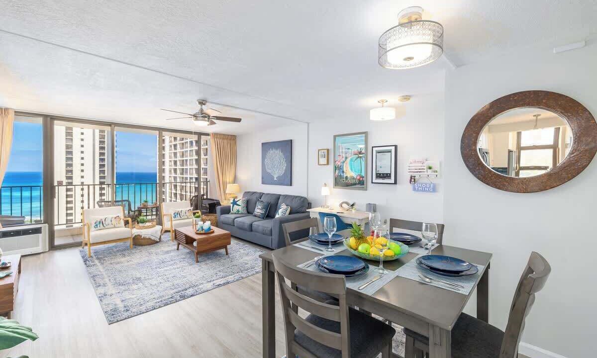 Photo of Bedroom in Waikiki