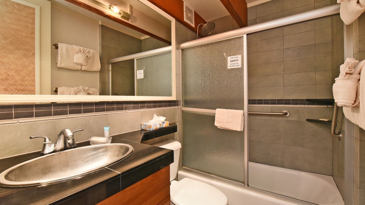 Photo of Bathroom in Napili