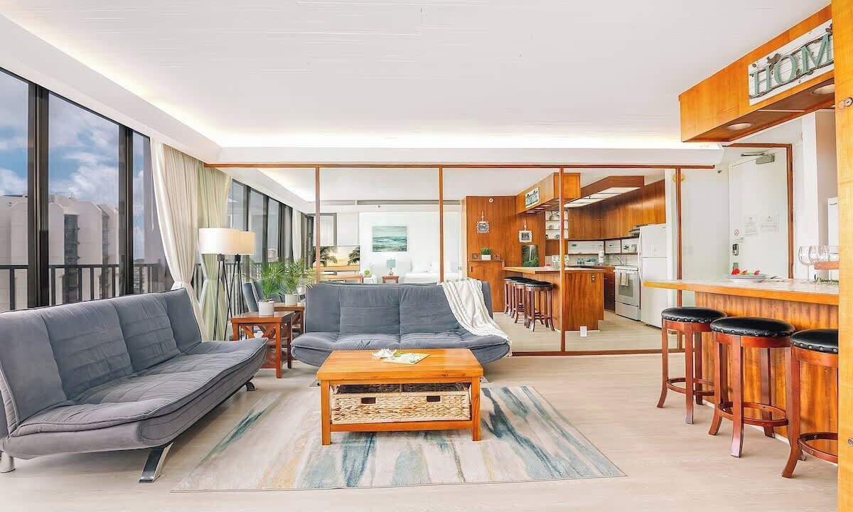 Photo of Bedroom in Waikiki