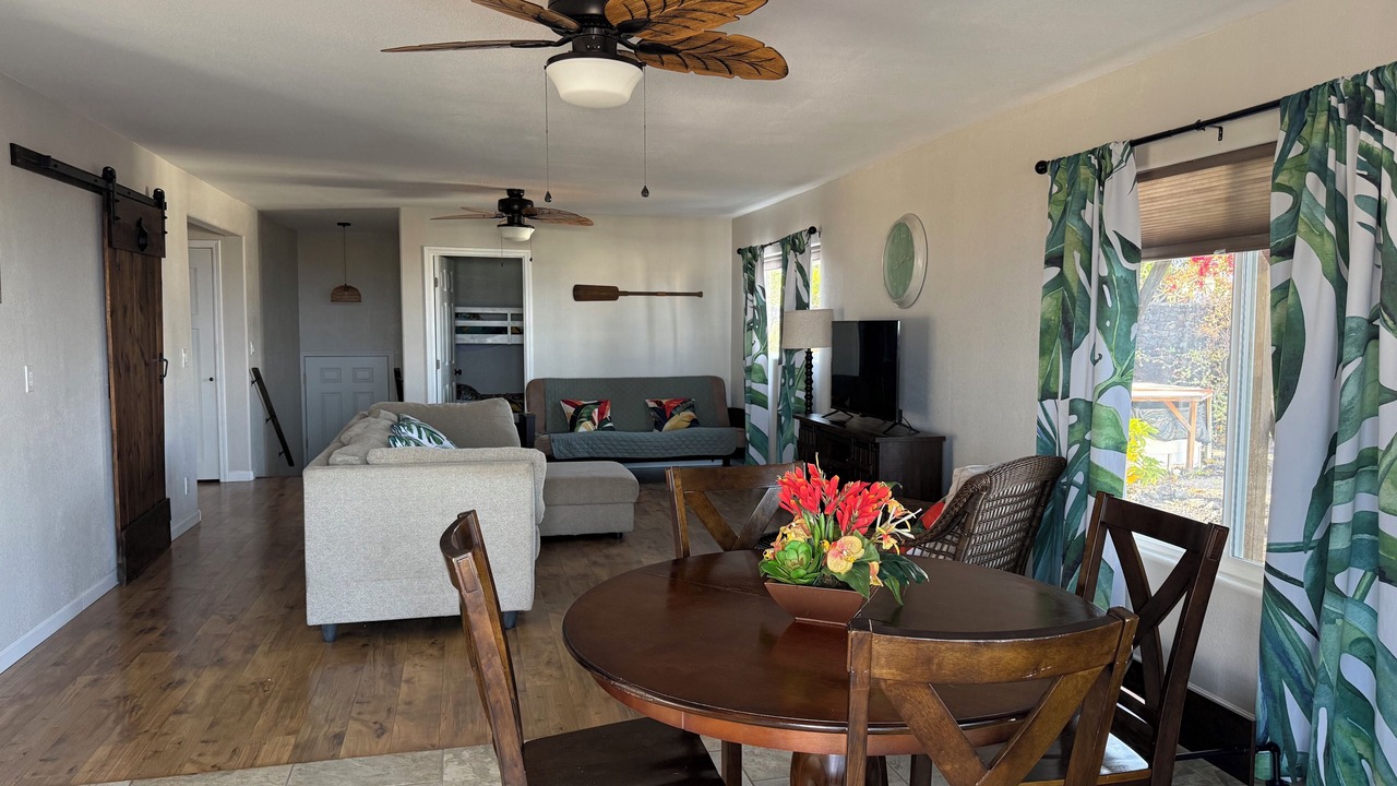 Photo of Livingroom in Captain Cook