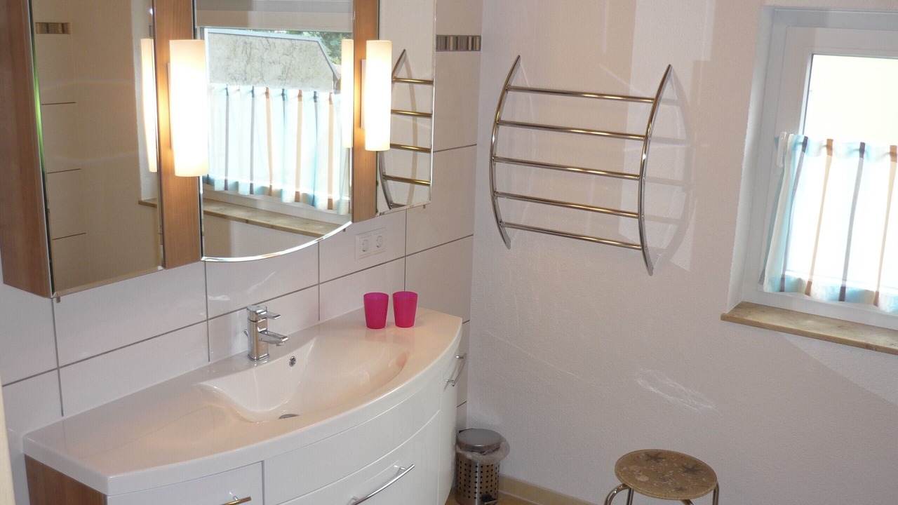 Photo of Bathroom in Glowe