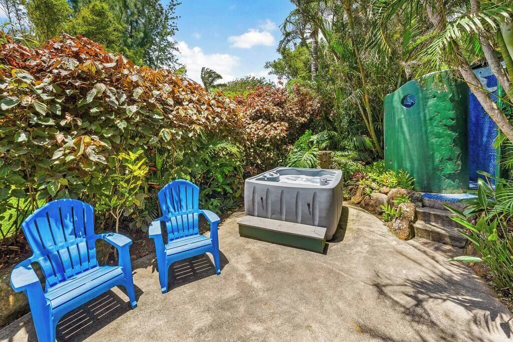 Photo of Outdoor in Haiku