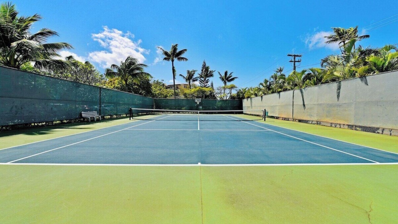 Photo of Others in Kahana