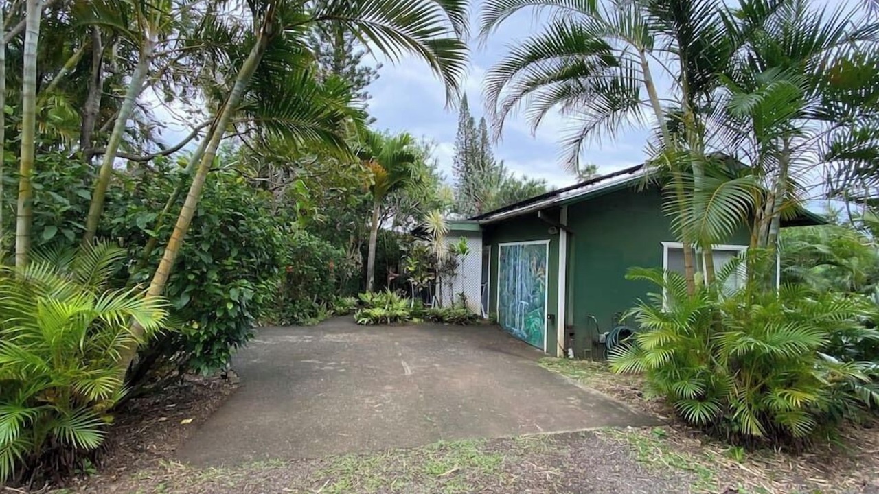 Photo of Outdoor in Haiku
