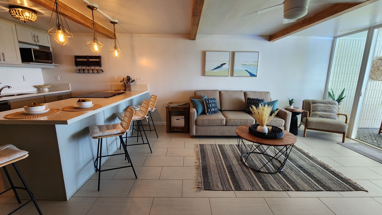 Photo of Livingroom in Punaluu