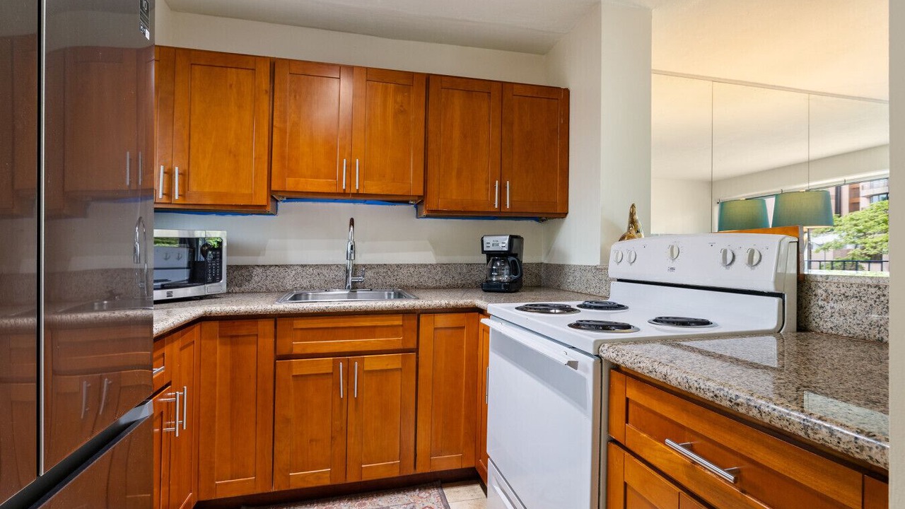 Photo of Kitchen in McCully - Moiliili