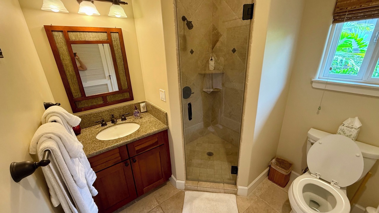 Photo of Bathroom in Kailua