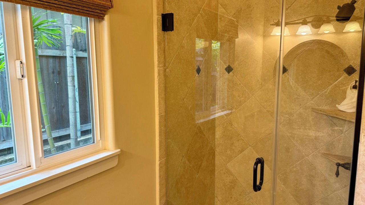 Photo of Bathroom in Kailua