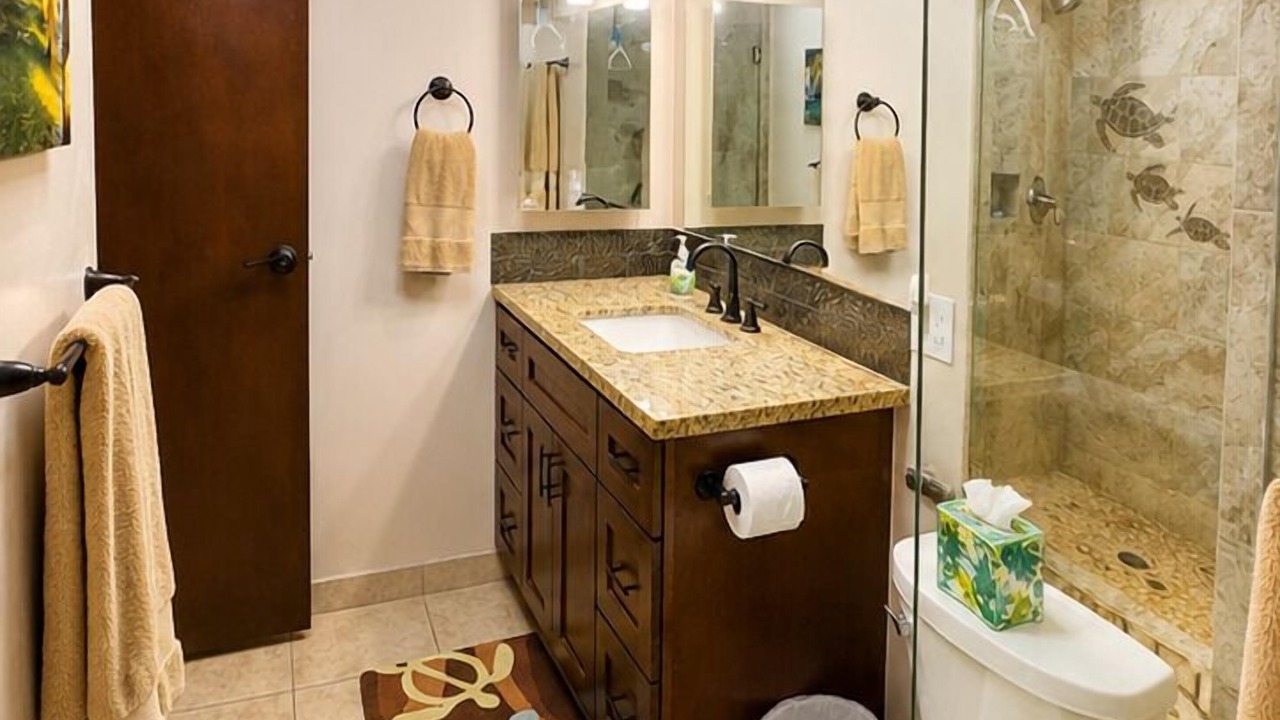 Photo of Bedroom in Maalaea