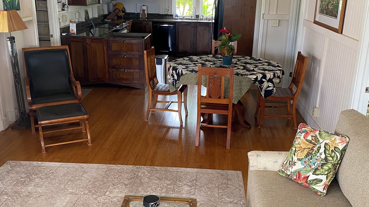 Photo of Livingroom in Lanai City