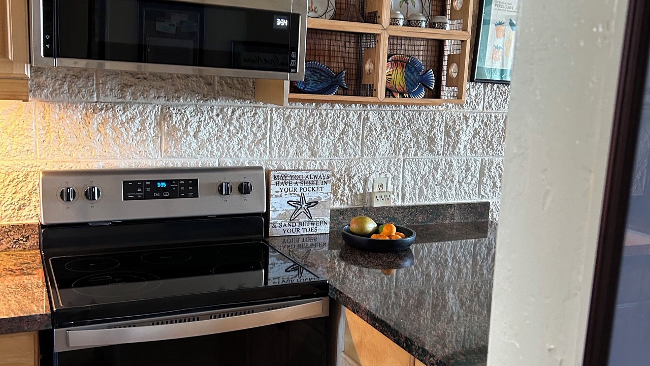 Photo of Kitchen in Maalaea
