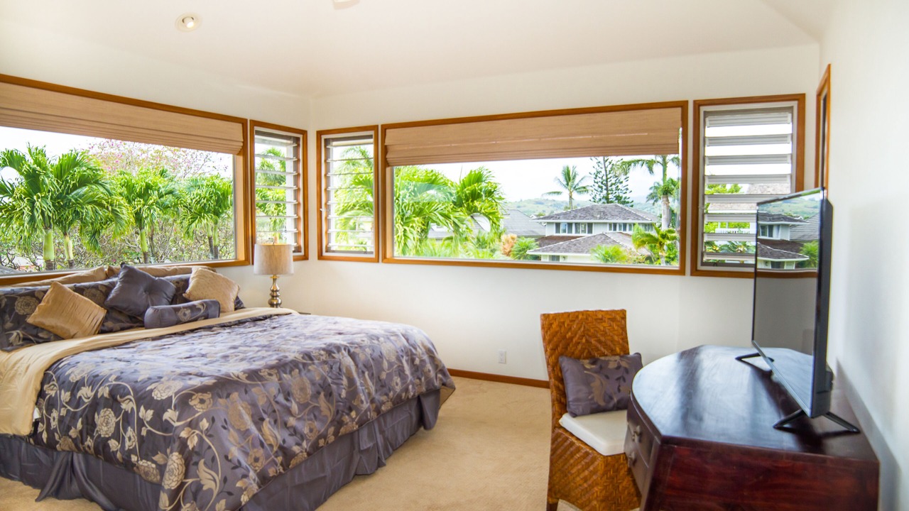 Photo of Bedroom in Poipu