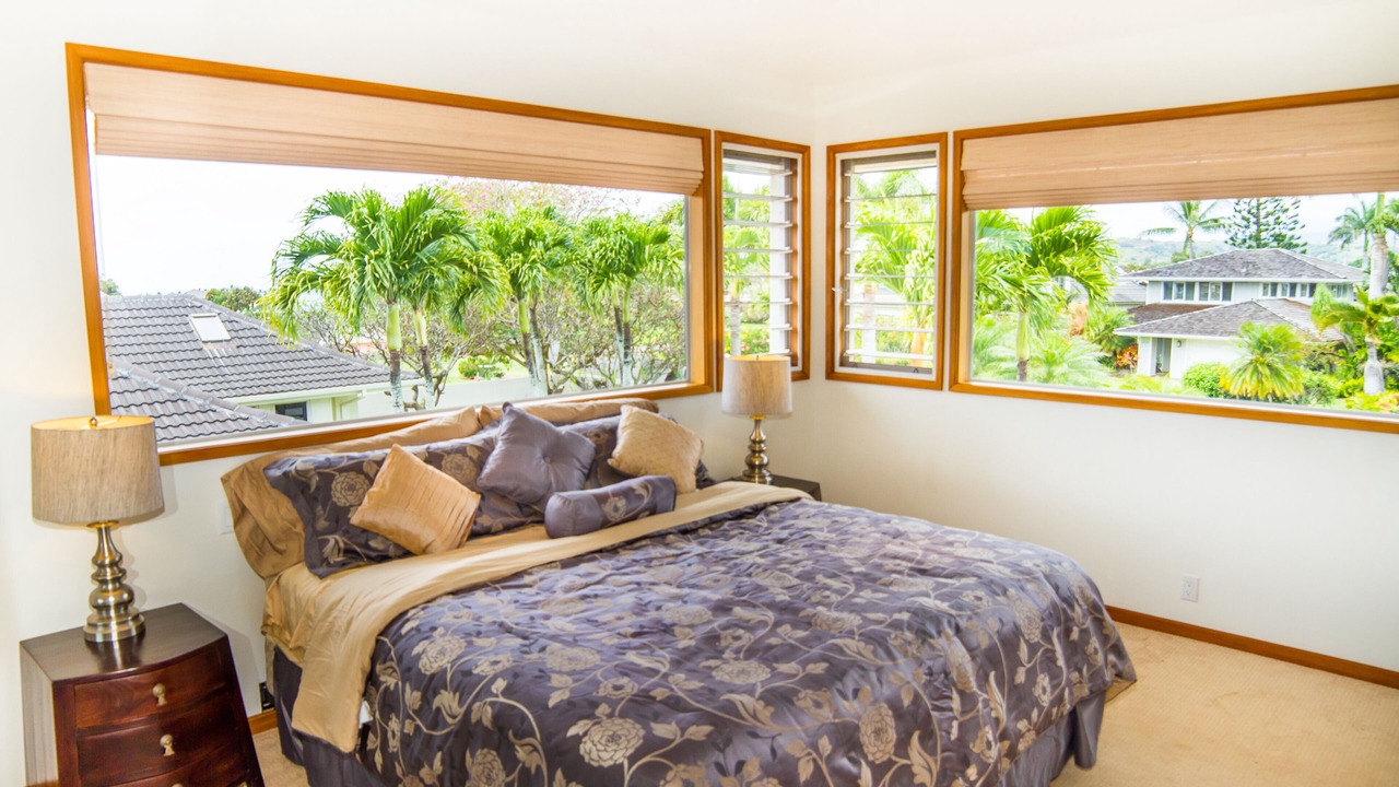 Photo of Bedroom in Poipu