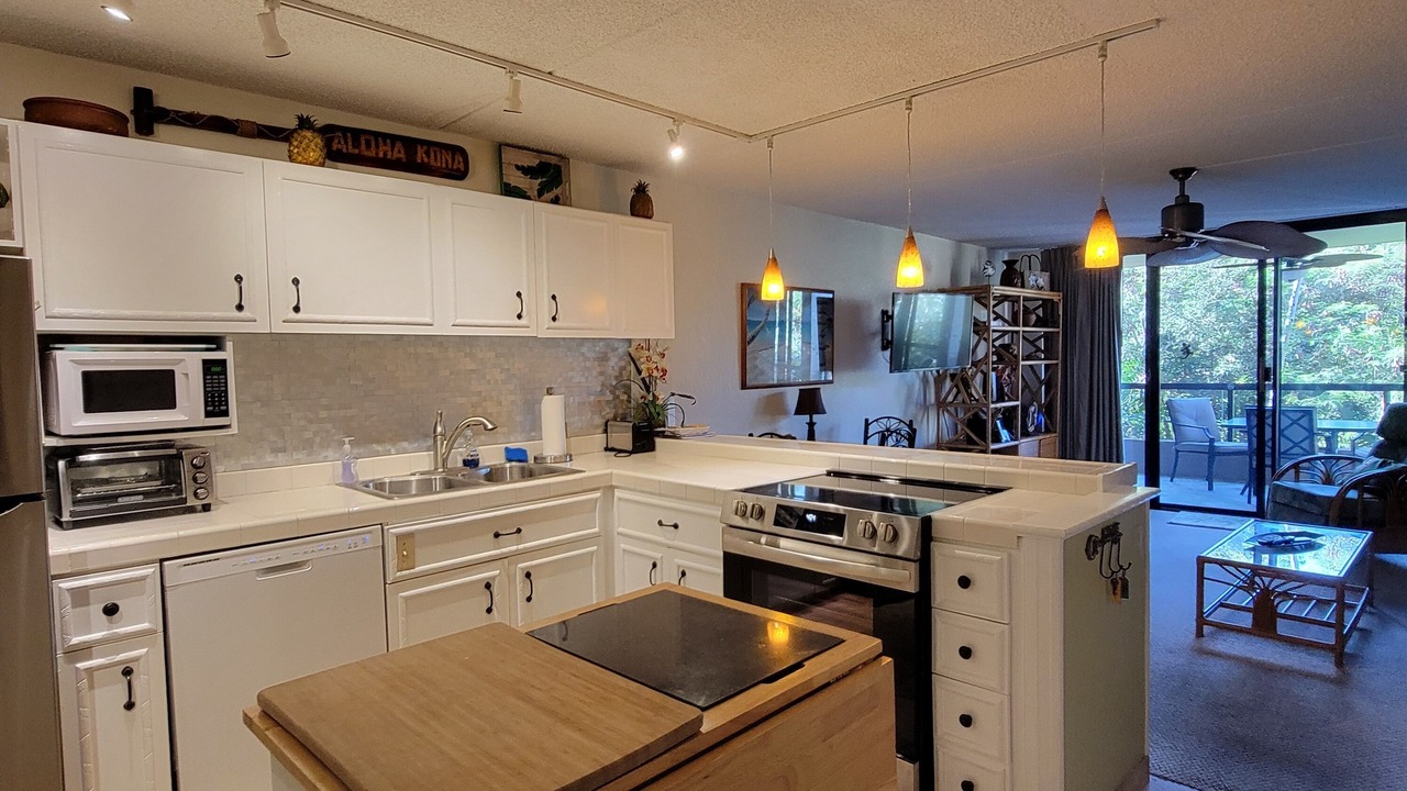 Photo of Kitchen in Historic Kailua Village