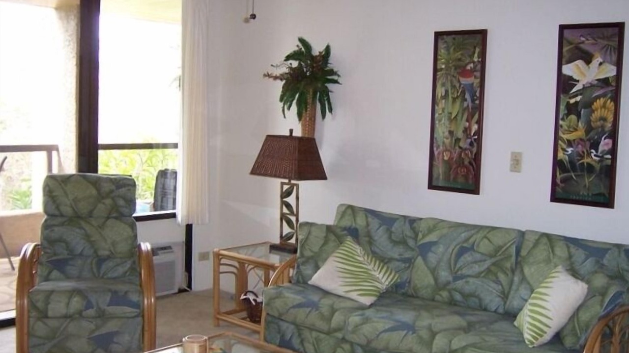 Photo of Livingroom in Historic Kailua Village