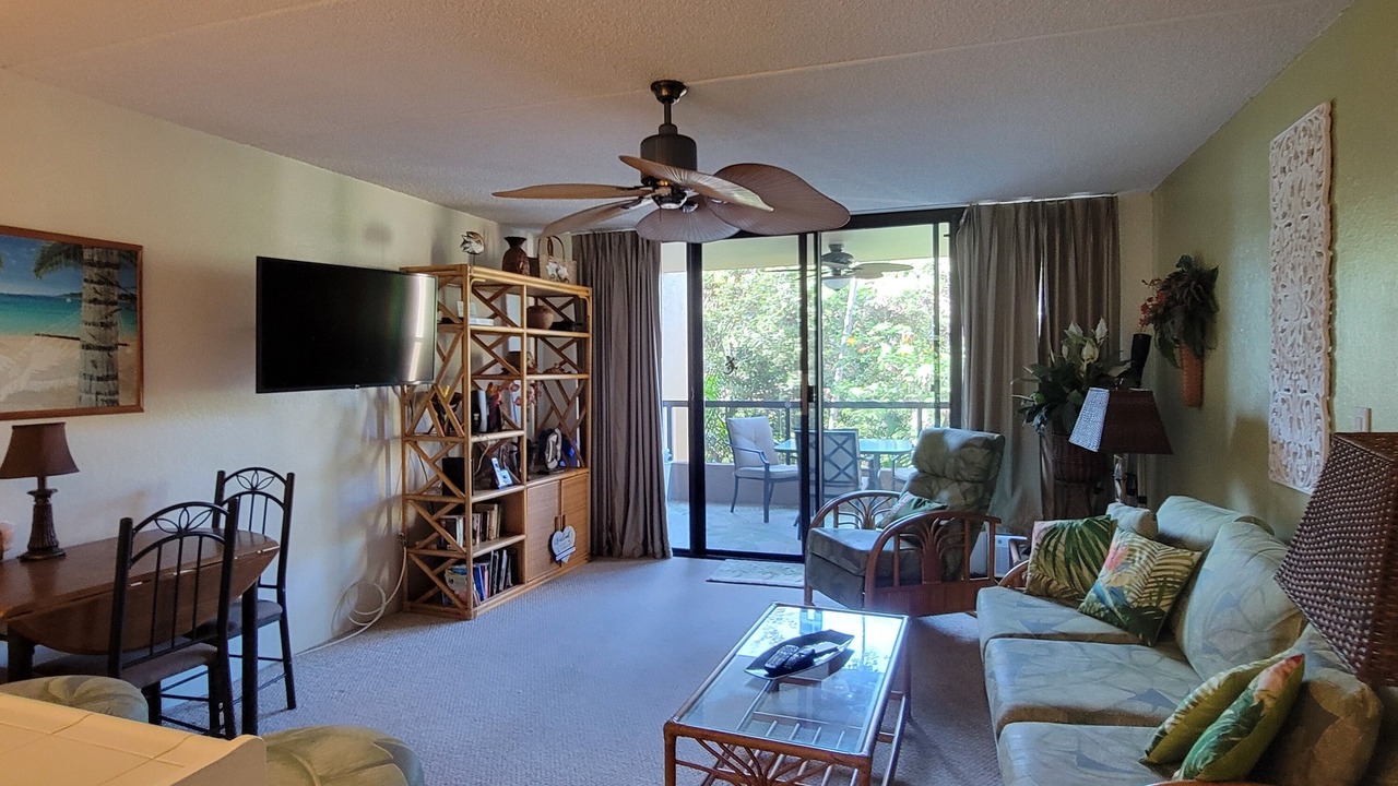 Photo of Livingroom in Historic Kailua Village