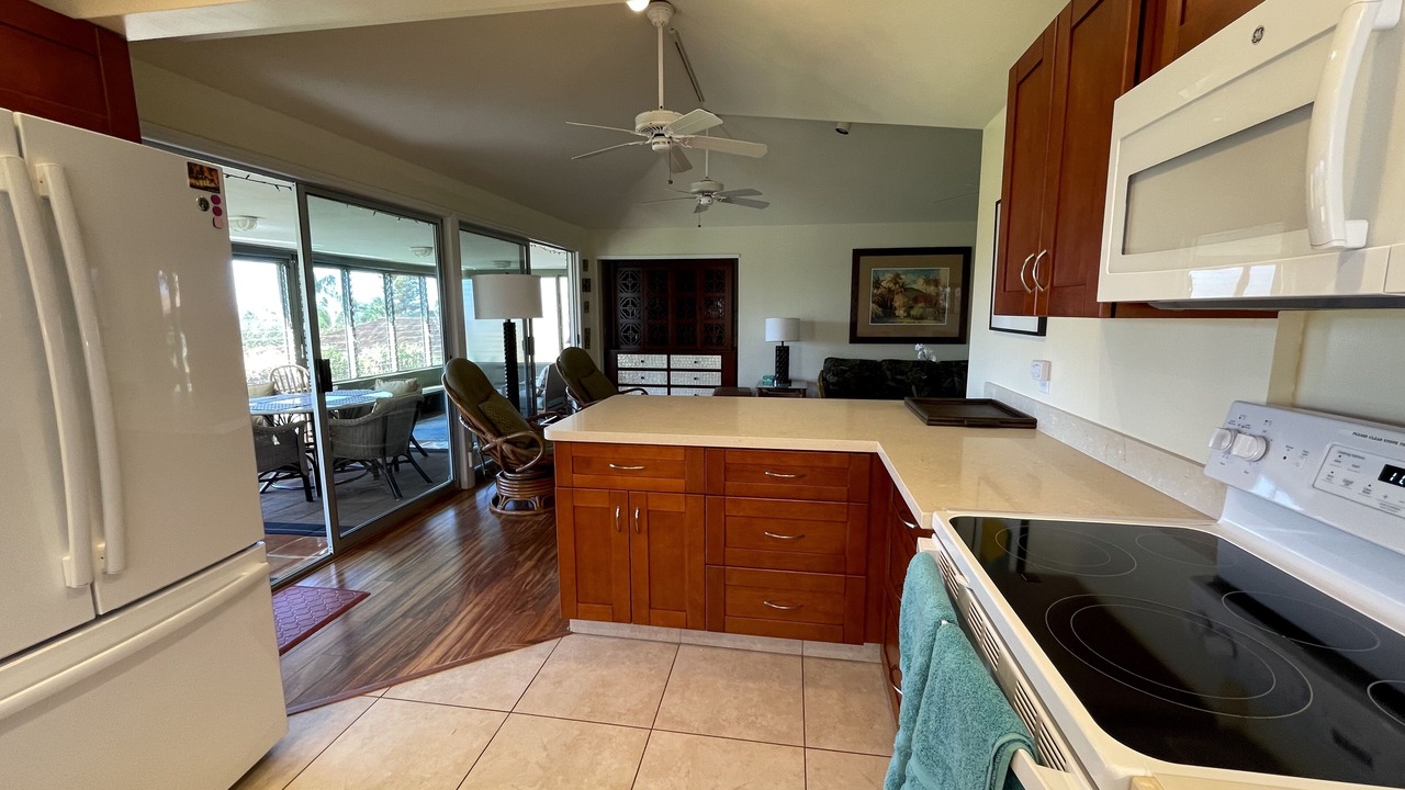 Photo of Kitchen in Kaanapali