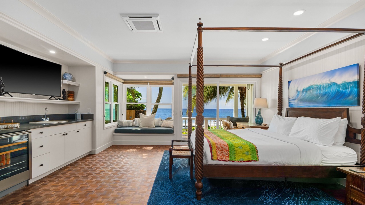 Photo of Bedroom in Poipu