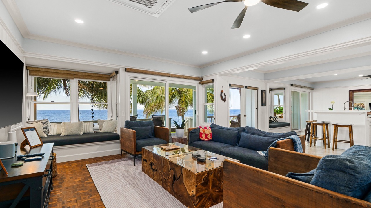 Photo of Livingroom in Poipu