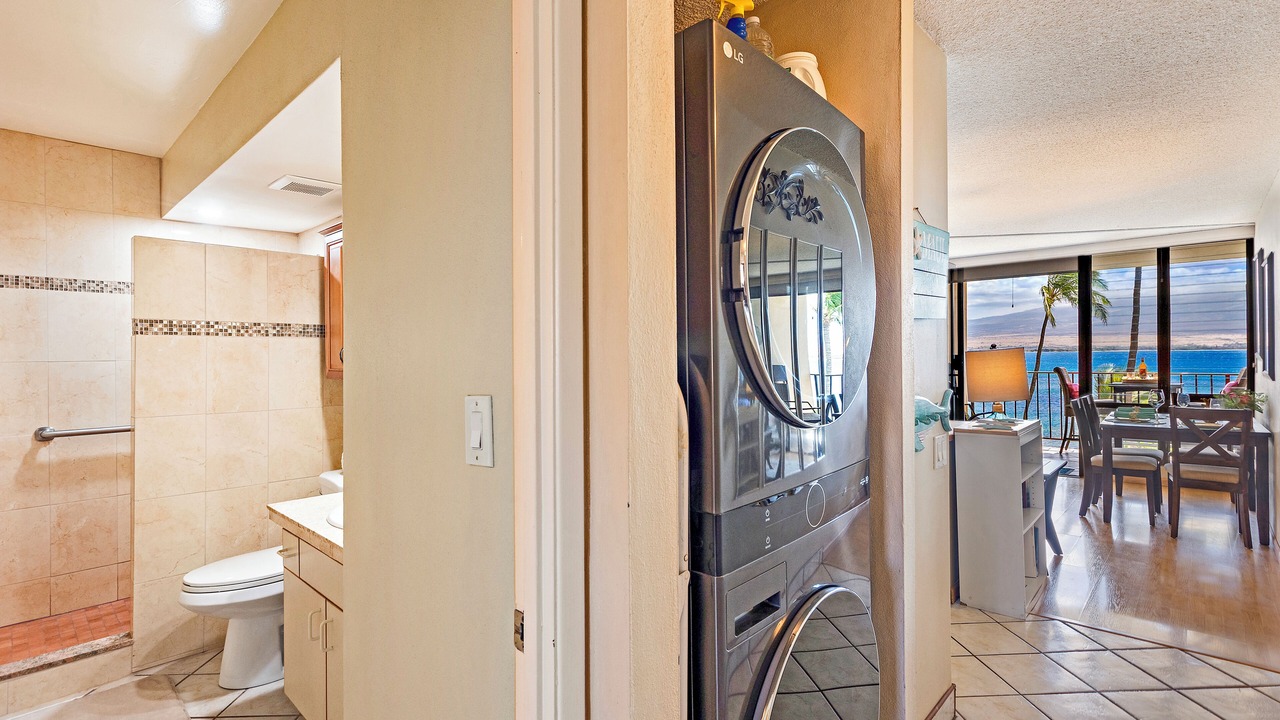 Photo of Bathroom in Maalaea