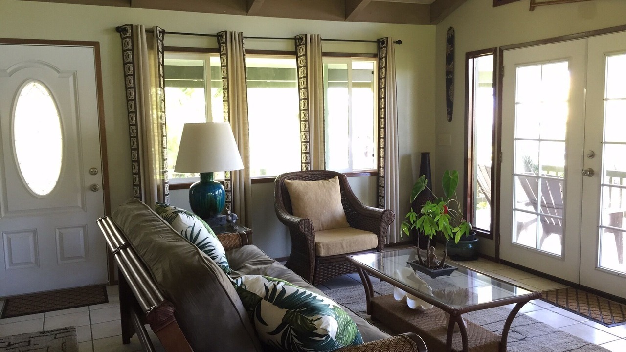 Photo of Livingroom in Kapoho