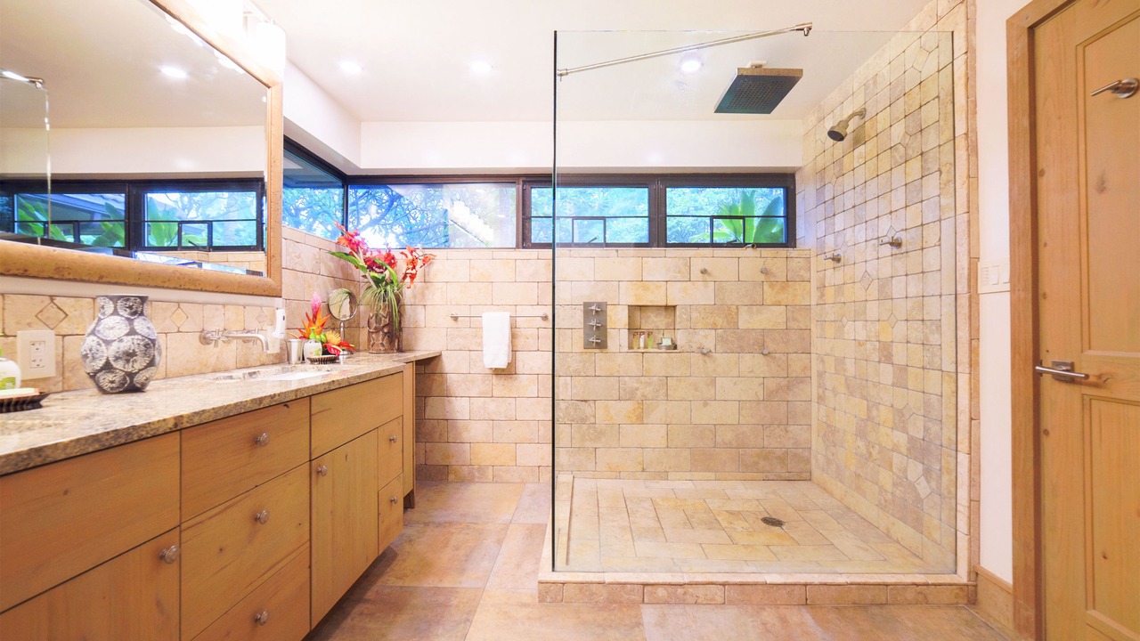 Photo of Bathroom in Wailea