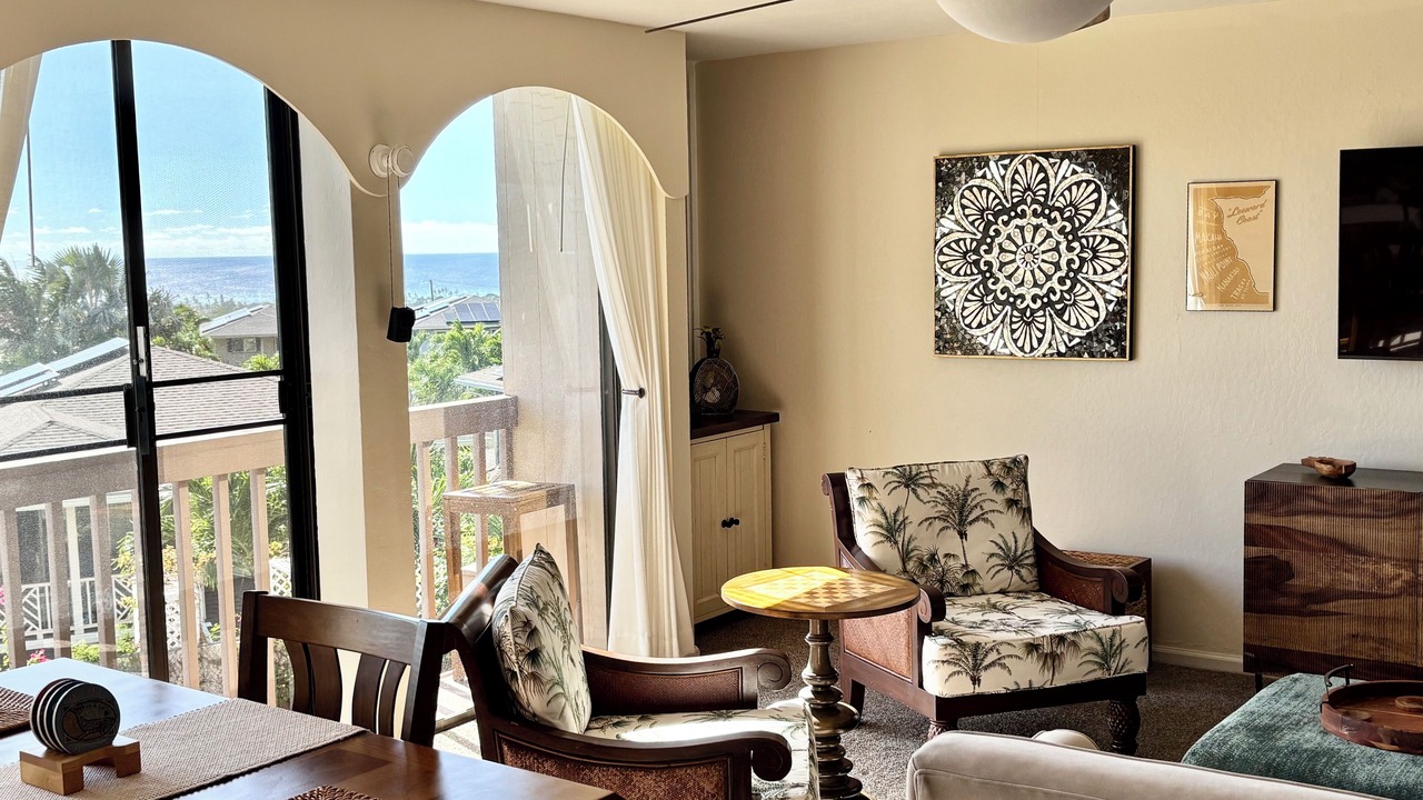 Photo of Livingroom in Makaha