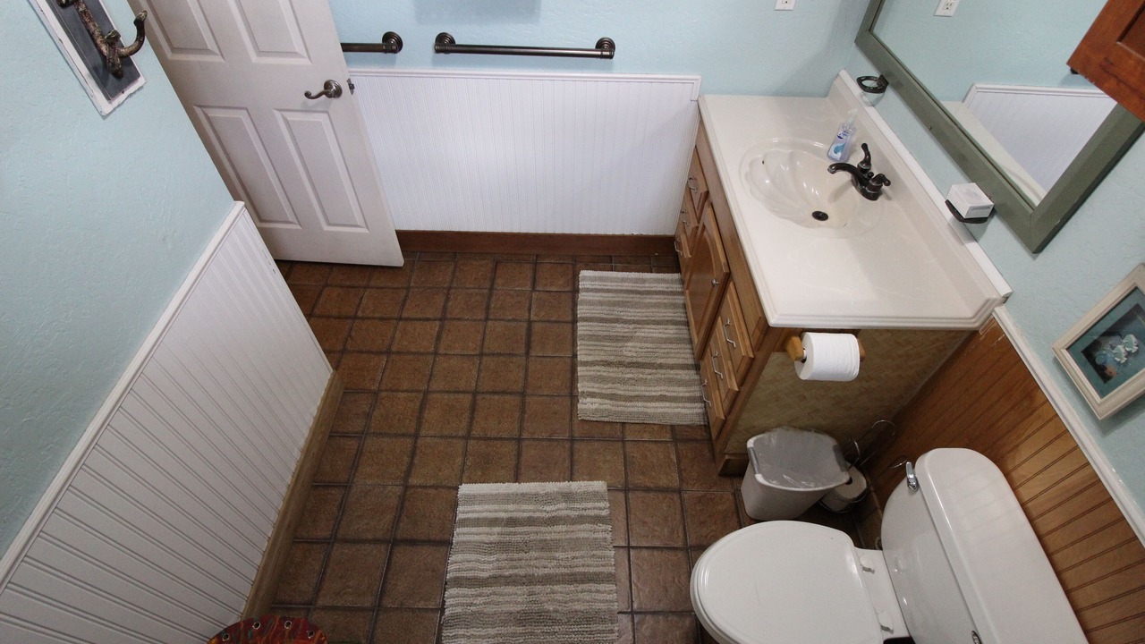 Photo of Bathroom in Hauula