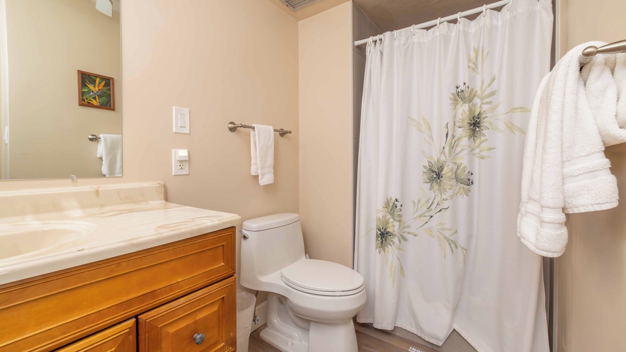 Photo of Bathroom in Maalaea